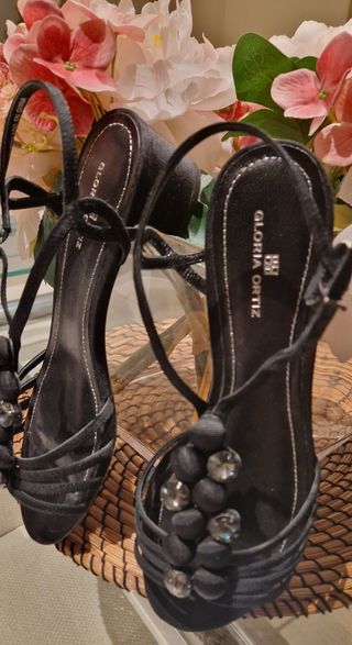 Sandalias negras talla 40