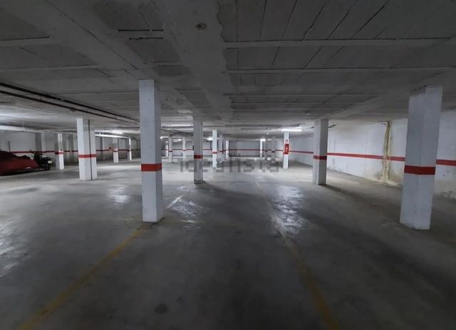 Alquiler plaza garaje amplia