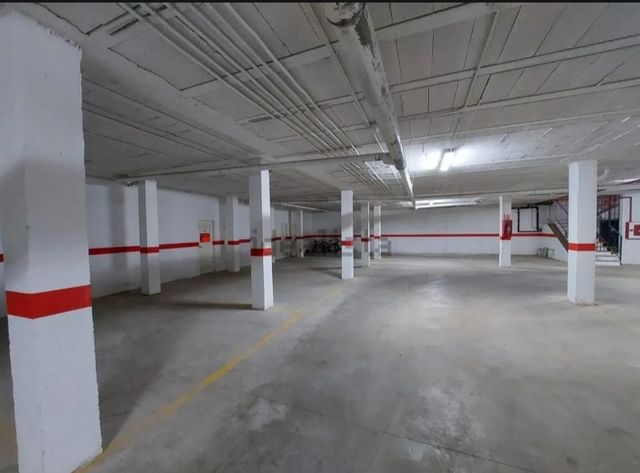 Alquiler plaza garaje amplia