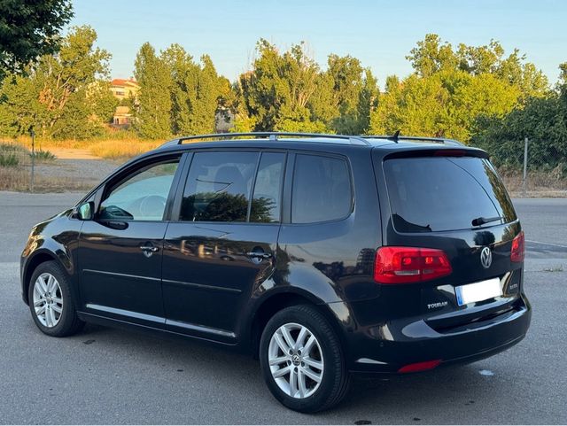 Volkswagen Touran 2012