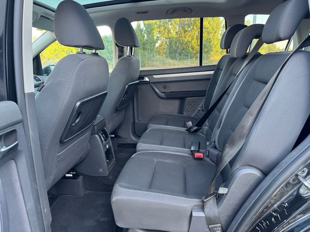 Volkswagen Touran 2012