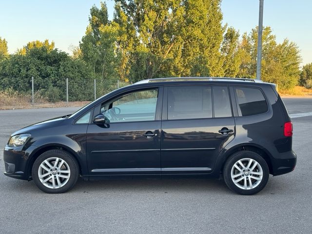 Volkswagen Touran 2012