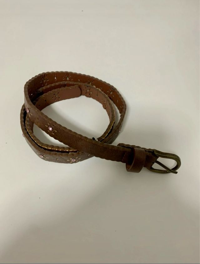 Cinturón Sfera marrón con detalles rosa