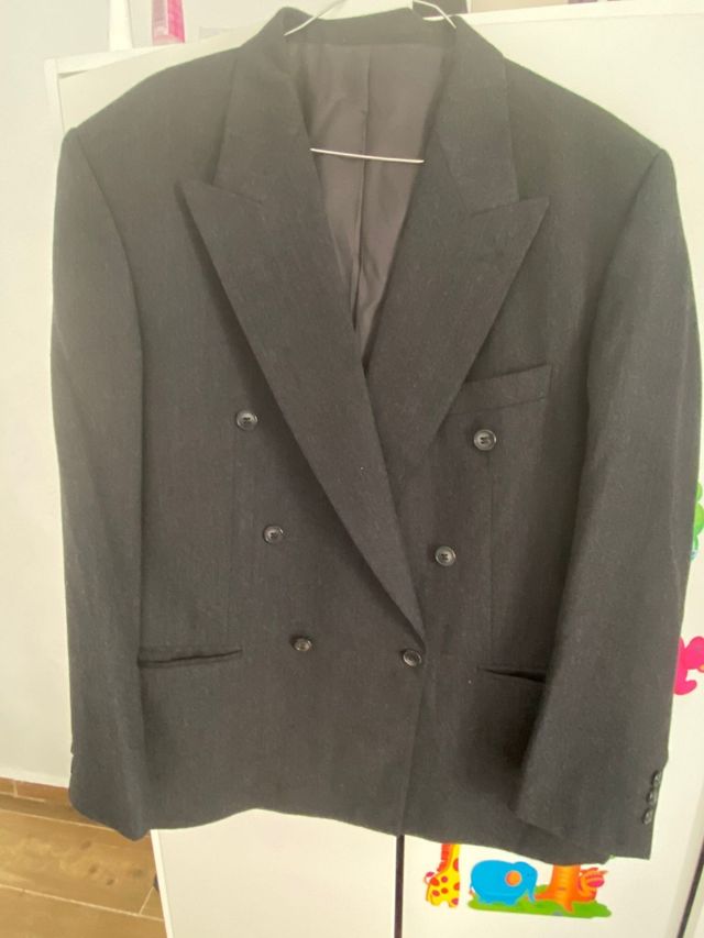 Traje Pierre Cardin negro