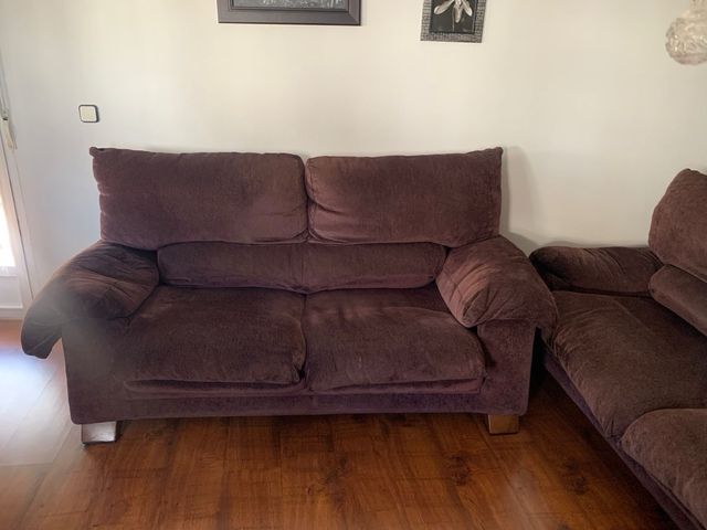 Sofá 3+2 plazas marrón marron tipo berenjena