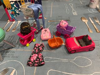 Accessori Barbie: auto, carrello & cestino