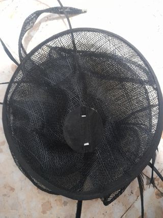 Tocado negro para eventos tocado a 10 y elrosa a15