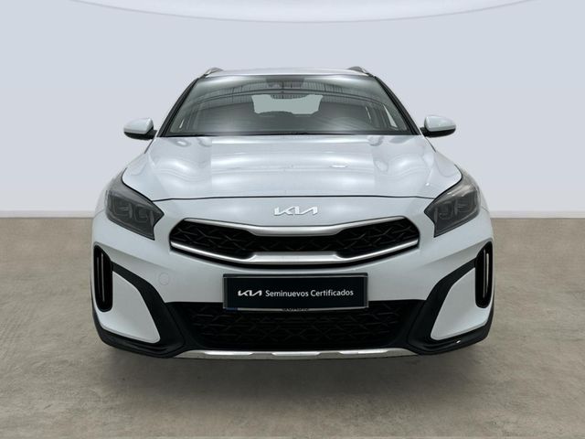 Kia XCeed 1.6 MHEV iMT Concept 100 kW (136 CV)