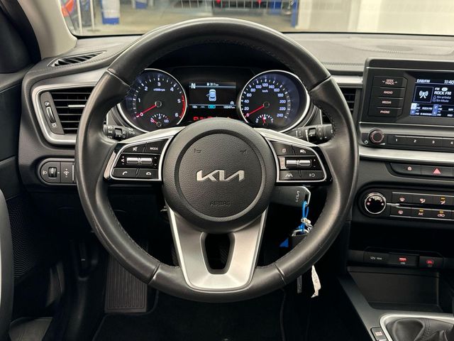 Kia XCeed 1.6 MHEV iMT Concept 100 kW (136 CV)