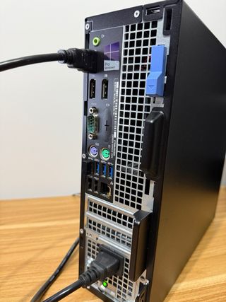 Torre Dell Optiplex 7050 i7 / 16GB RAM / 240GB SSD