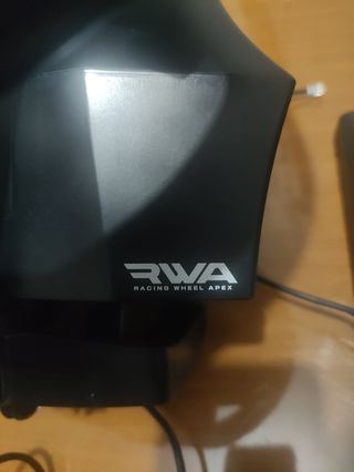 Gran Turismo 7 + Volante y Pedales (PS5, PS4, PC)