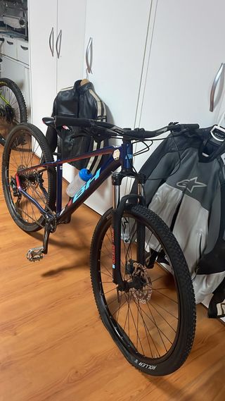 Bicicleta de montaña BH