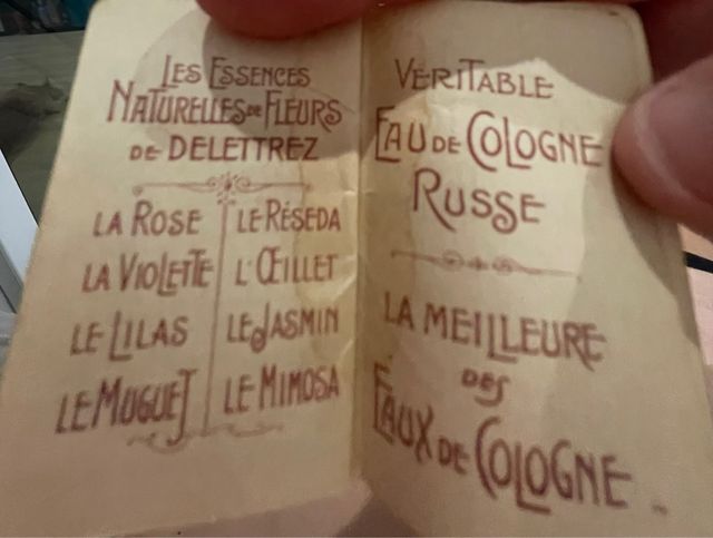 Profumi antichi in miniatura Deletrez