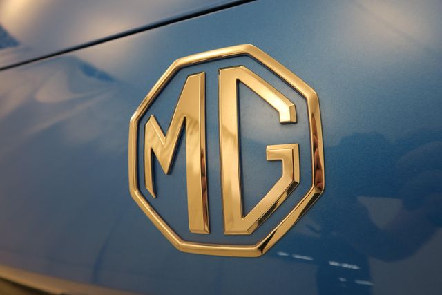 MG MG3 HEV LUXURY
