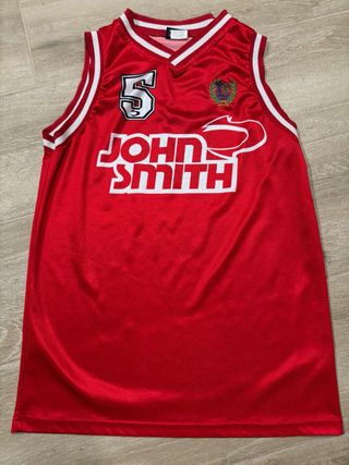 Camiseta roja John Smith