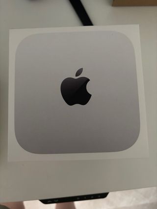 Mac mini M4 256GB-8GB RAM