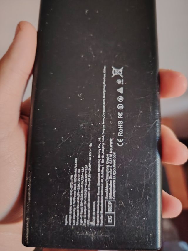 Powerbank 10000mAh con Display Digitale – PD 22.5W