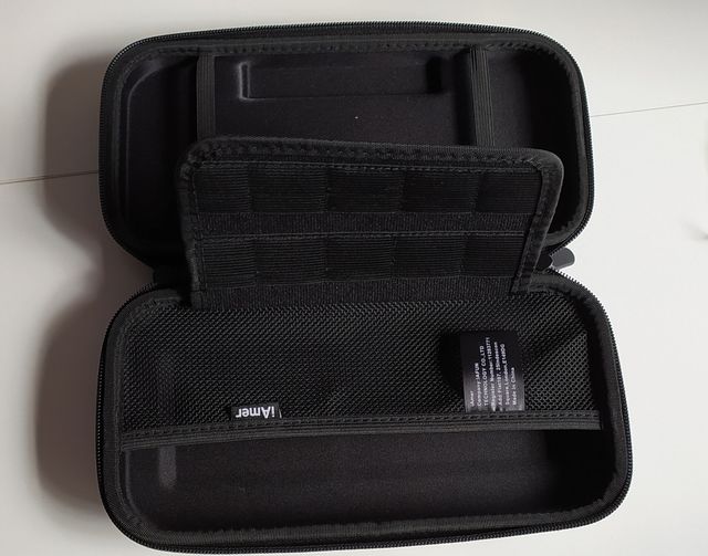 Funda rígida Nintendo Switch y carcasa protectora