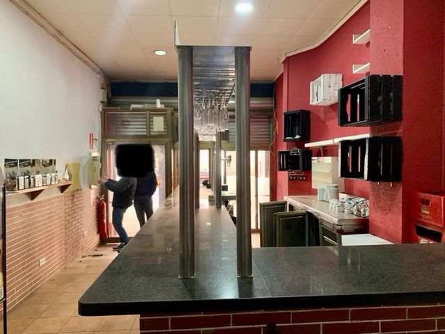 Alquiler local comercial Bar, oficinas