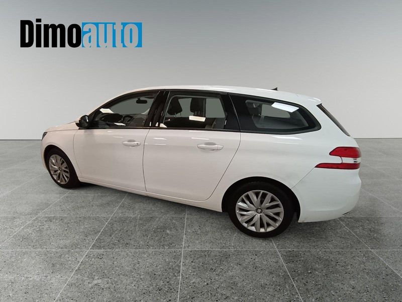 Peugeot 308 2019, foto 5