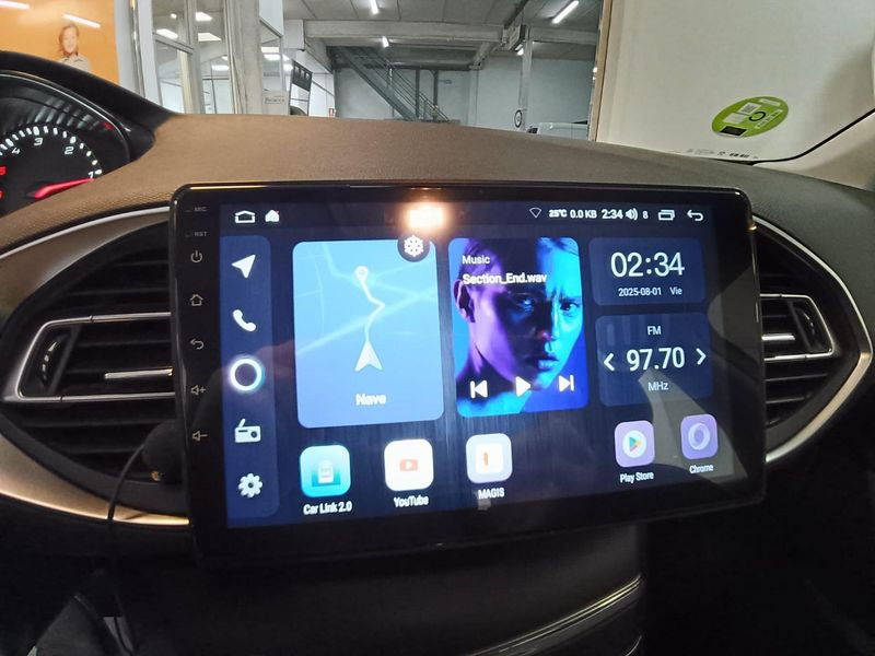 Peugeot 308 2019, foto 13