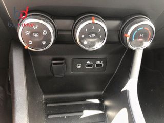 Renault Clio TCe 90cv Techno