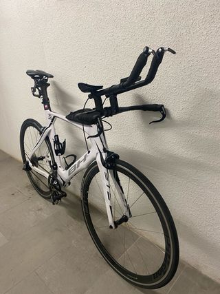BH RC Aero Bicicleta Triatlón