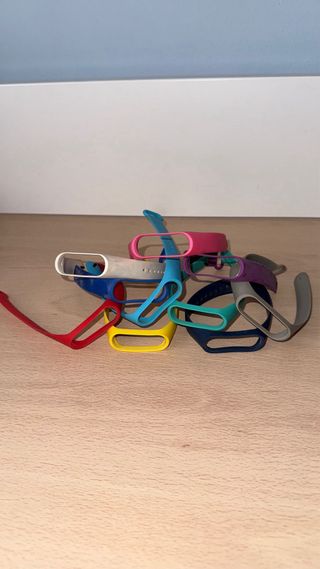 Xiaomi Band 4: Pulsera + cargador + 10 correas