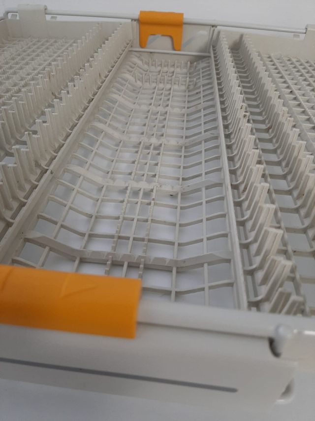 Cesta cubiertos lavavajillas miele