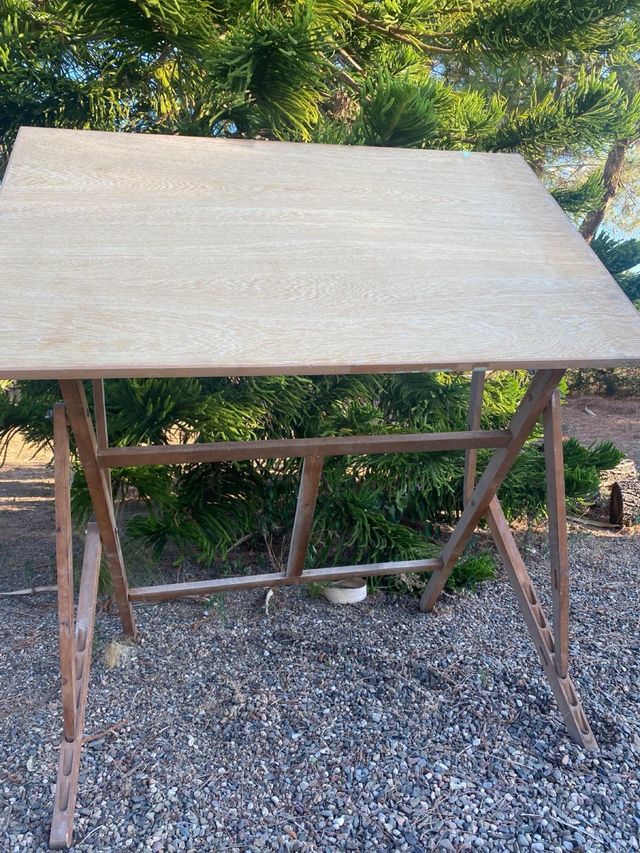 Mesa dibujo antigua de madera