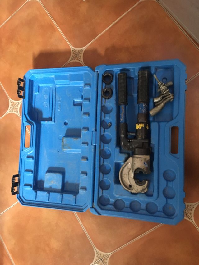 Crimpadora hidraulica Cembre- HT 131-C.