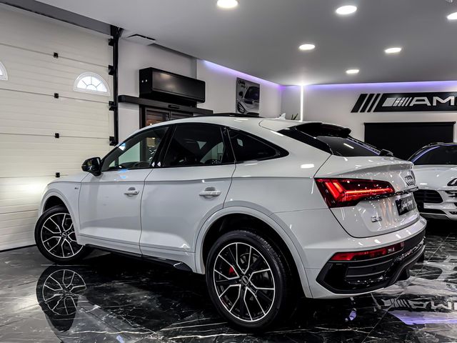 Audi Q5 SPORTBACK BLAKCLINE 