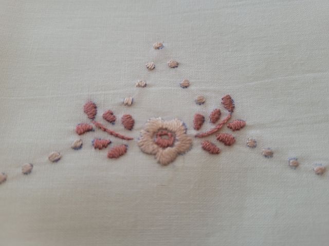 Lenzuola matrimoniali ricamate a mano , Vintage