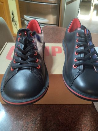 Zapatillas Piel Negra-Roja