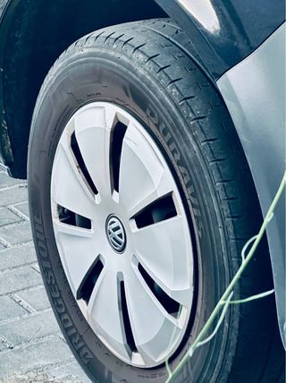 4 Ruedas VW completas 
215/65/16 