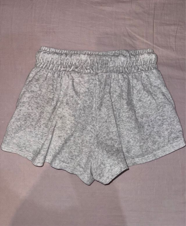 Shorts grises Escape Reality