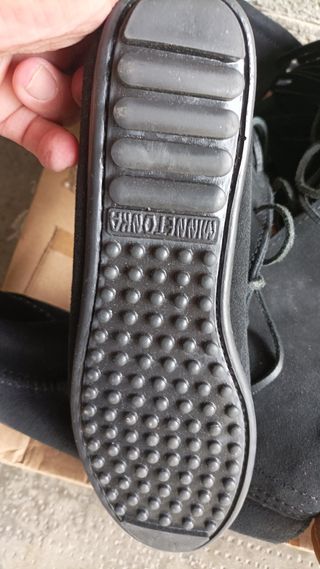 Coppia Stivaletti Minnetonka