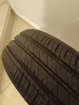 Neumáticos Nankang 175/60R14


