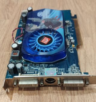 ATI AGP RADEON HD 3650 512Mb gráfica