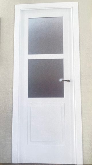 Puertas blancas -  Madera Pino 