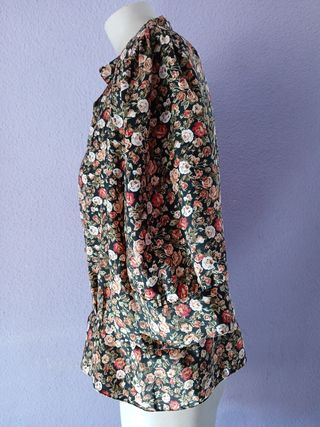 Blusa floral vintage