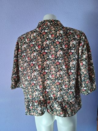 Blusa floral vintage
