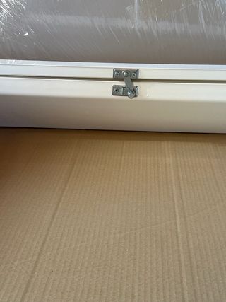 Ventana abatible tejado. Ubicada en Fiscal(Huesca)