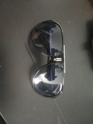 Estuche gafas Carrera y gafas prácticamente nuevas