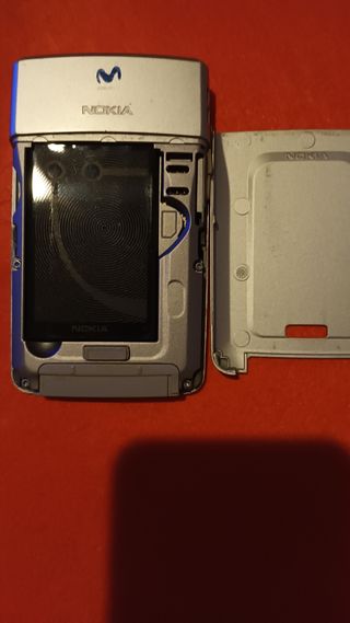 Nokia E61 - Teléfono móvil plateado