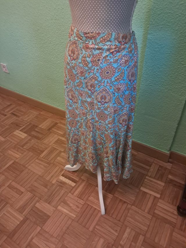 Falda larga estampada turquesa