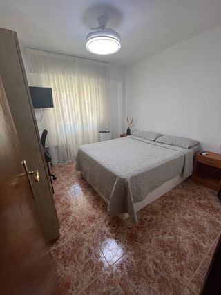 Habitación en alquiler amueblada– Centrica