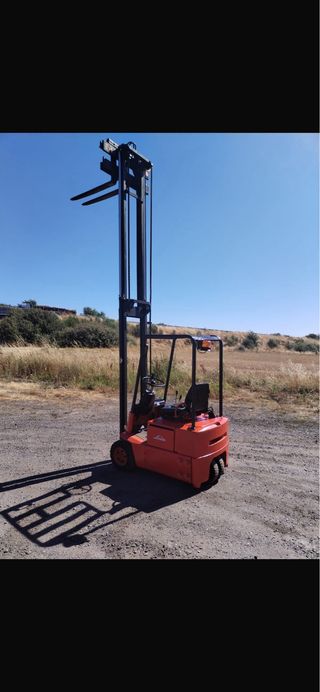 Carretilla elevadora Linde E12 4m
