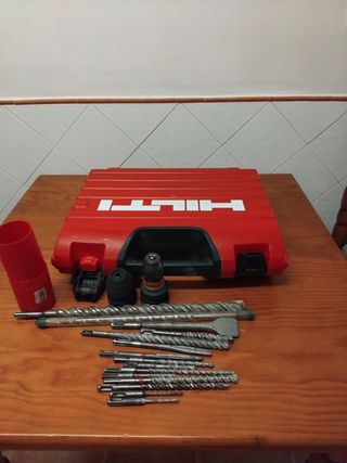 Maletín HILTI   T 16 
Martillo percutor taladro 
