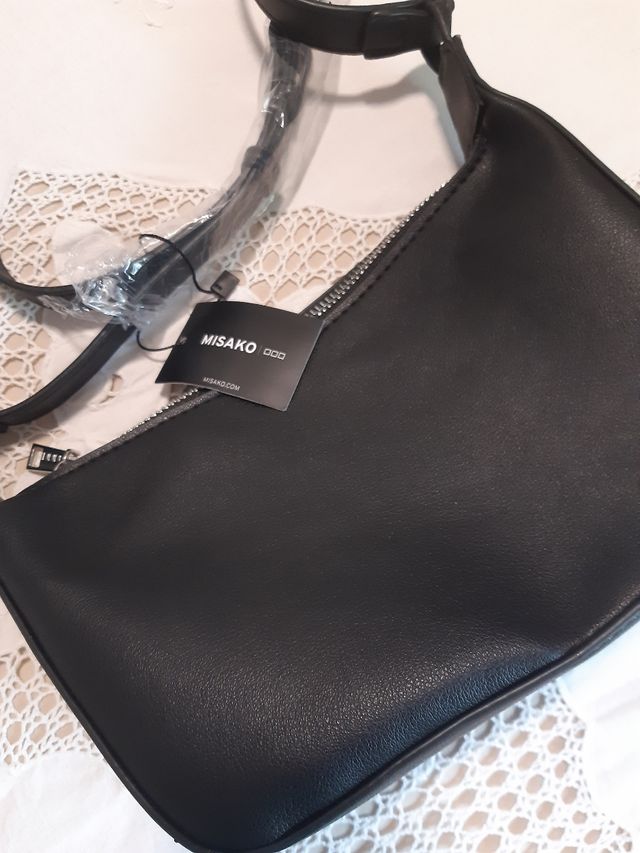 ULTIMO PRECIO Bolso bandolera negro